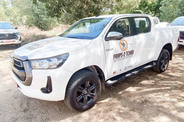 praps-2tchad-remise-vehicul
